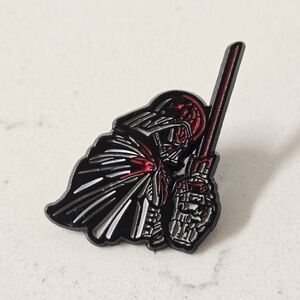 Star Wars Darth Vader Enamel Pin
